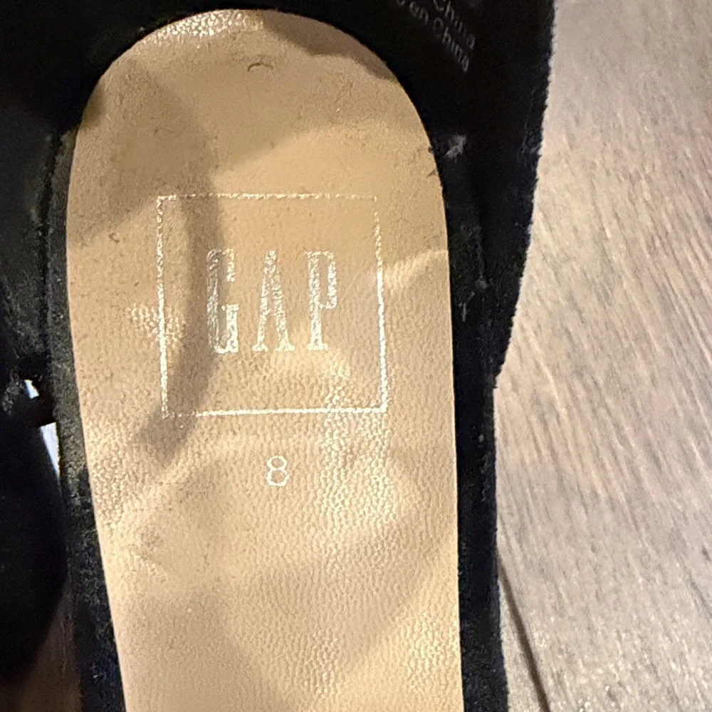 Gap Black Velvet Women's Heels Size 8 C11-050